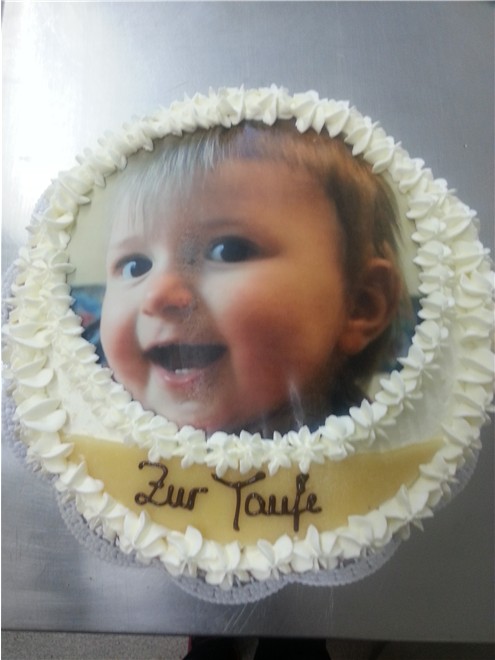 Torte zur Taufe
